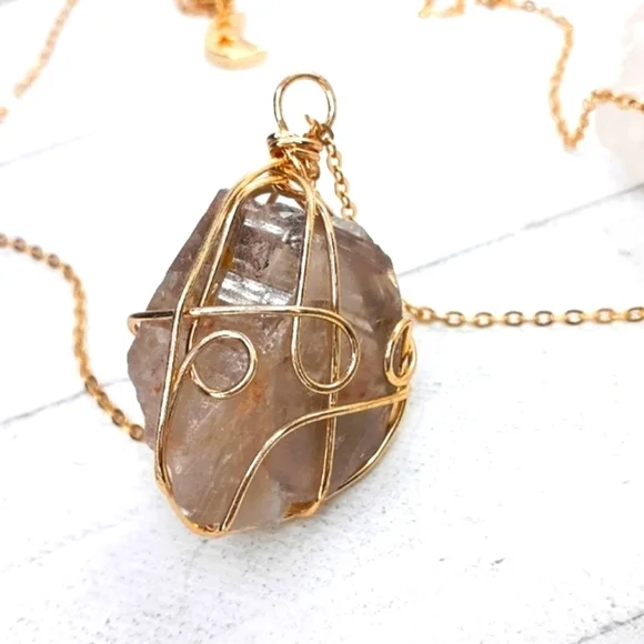 Wire wrapped Genuine smokey Quartz necklace - Picture 2 of 8